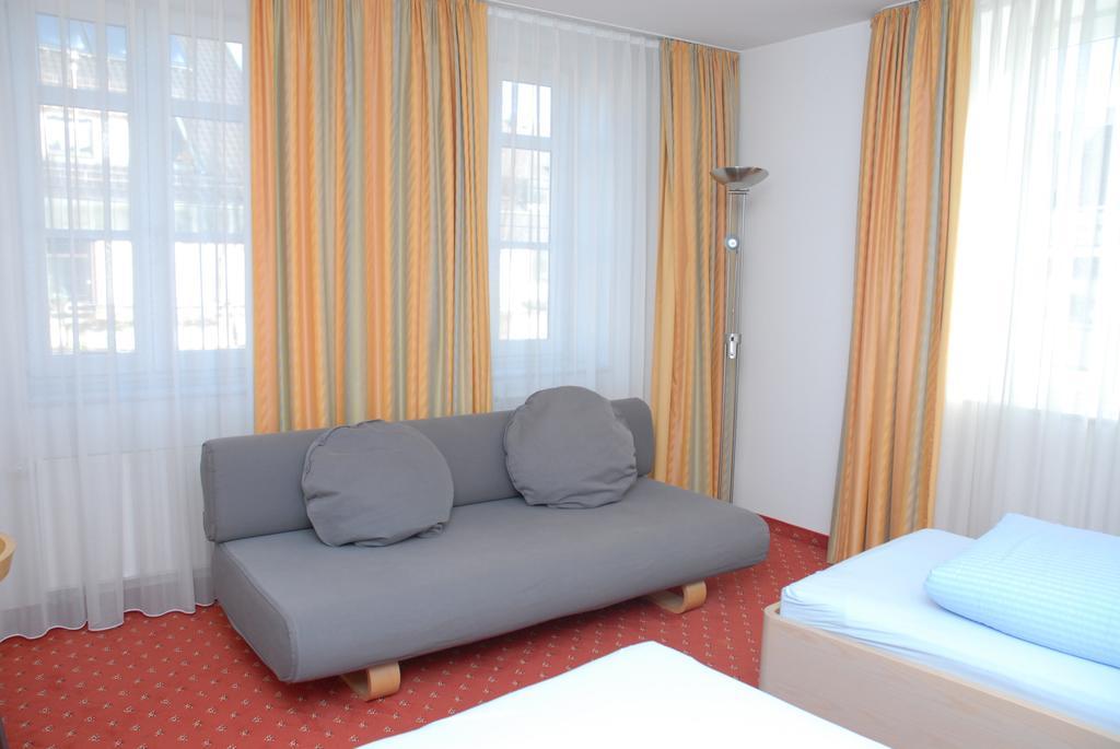 Steiners Hotel Airport-Messe Estugarda Quarto foto